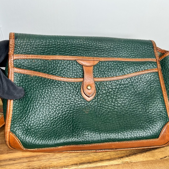 Vintage Green Dooney & Bourke Surrey Crossbody Messenger bag - Picture 5 of 10